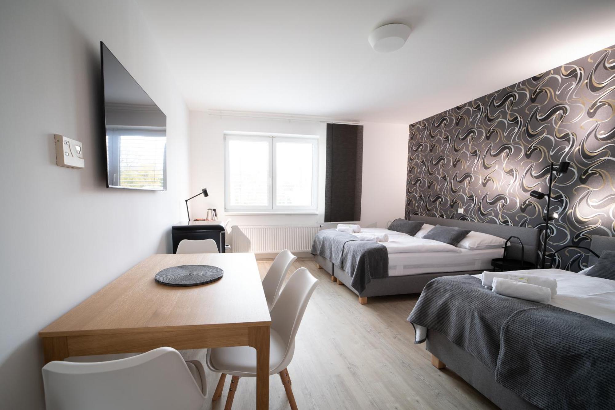 Garni Hotel Svitavy Bagian luar foto